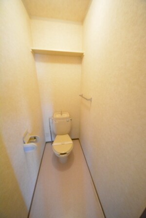 アヴァンティコートAの物件内観写真